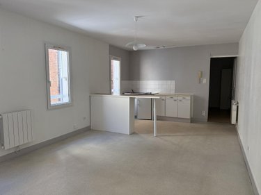 Immeuble a vendre Cholet 49300 Maine-et-Loire 409 m2  466800 euros