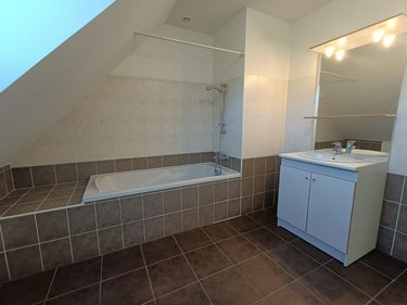 Location maison Saint-Julien 22940 Côtes-d'Armor 96 m2 6 pièces 800 euros