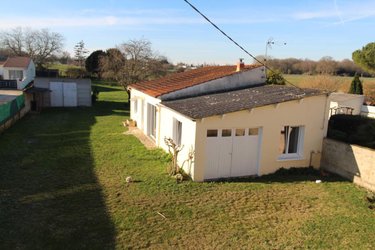 Maison a vendre Saintes 17100 Charente-Maritime 135 m2 6 pièces 344000 euros