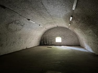 Fonds et murs commerciaux a vendre Arras 62000 Pas-de-Calais 400 m2  260000 euros