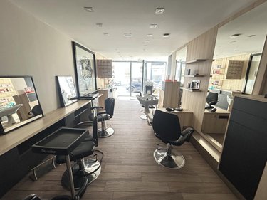 Location fonds et murs commerciaux Cambrai 59400 Nord 60 m2  650 euros