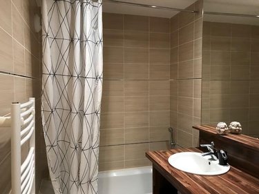 Location appartement Saint-Malo 35400 Ille-et-Vilaine 54 m2 3 pièces 750 euros