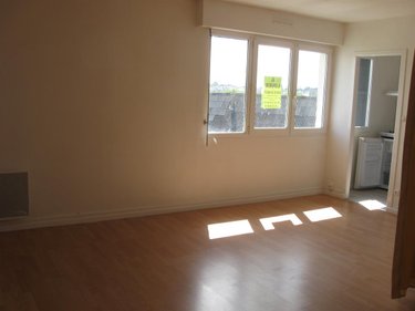 Location appartement Carentan-les-Marais 50500 Manche 35 m2 1 pièce 360 euros