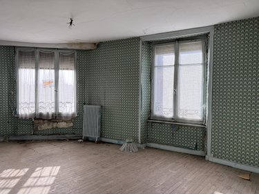 Immeuble a vendre Le May-sur-Èvre 49122 Maine-et-Loire 250 m2  83840 euros