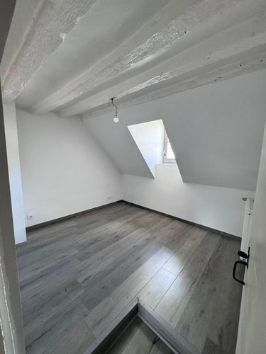 Location maison Château-Gontier-sur-Mayenne 53200 Mayenne 100 m2 6 pièces 900 euros