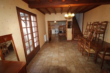 Maison a vendre Brizambourg 17770 Charente-Maritime 121 m2 6 pièces 136396 euros