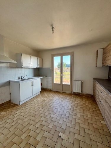 Maison a vendre Noyen-sur-Sarthe 72430 Sarthe 90 m2 4 pièces 142425 euros