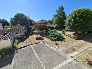 Maison a vendre Nieul-lès-Saintes 17810 Charente-Maritime 223 m2 7 pièces 375000 euros