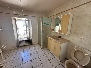 Appartement a vendre Saint-Flour 15100 Cantal 92 m2  106000 euros