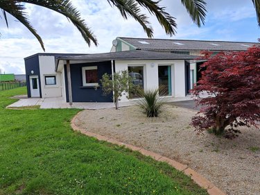 Fonds et murs commerciaux a vendre Kermaria-Sulard 22450 Côtes-d'Armor 498 m2  364000 euros