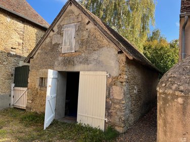 Garage et parking a vendre Vivoin 72170 Sarthe 28 m2  9300 euros