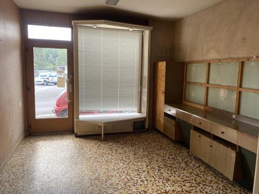 Fonds et murs commerciaux a vendre Vire-Normandie 14500 Calvados 21 m2  13000 euros