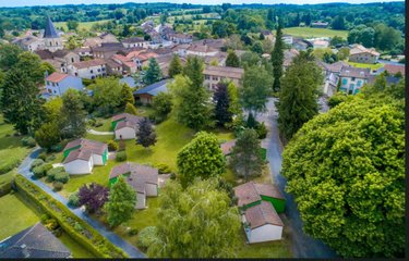 Fonds et murs commerciaux a vendre Cussac 87150 Haute-Vienne 4619 m2  730300 euros