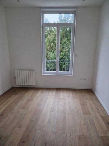 Location appartement Cambrai 59400 Nord 14 m2 1 pièce 270 euros