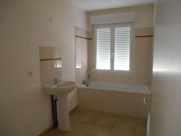 Location maison Autingues 62610 Pas-de-Calais 90 m2  925 euros