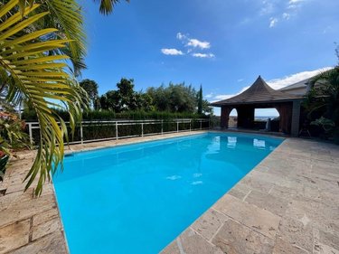 Maison a vendre Saint-Paul 97460 Réunion 250 m2  1248000 euros