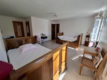 Maison a vendre Nieul-lès-Saintes 17810 Charente-Maritime 223 m2 7 pièces 375000 euros