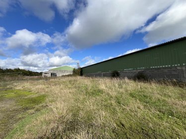 Terrains de loisirs bois etangs a vendre Vritz 44540 Loire-Atlantique 46325 m2  96000 euros
