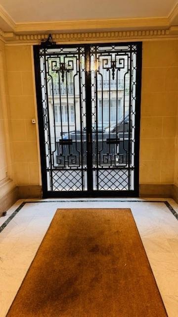 Appartement a vendre Neuilly-sur-Seine 92200 Hauts-de-Seine 13 m2 1 pièce 142000 euros