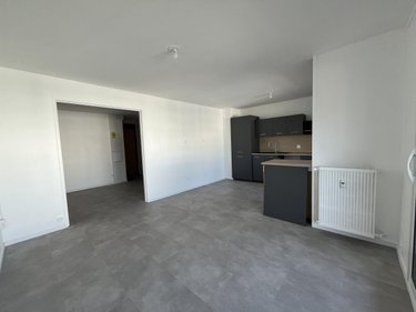 Location appartement Bourg-en-Bresse 01000 Ain 64 m2  880 euros