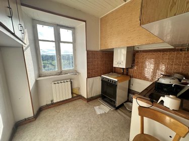 Maison a vendre Saint-Flour 15100 Cantal 80 m2  37700 euros