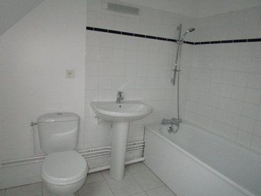 Location maison Villers-Bretonneux 80800 Somme 115 m2  860 euros