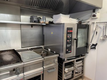 Fonds et murs commerciaux a vendre Loudéac 22600 Côtes-d'Armor 157 m2  74500 euros