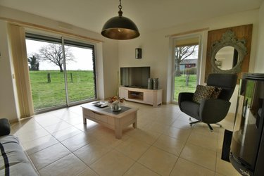 Maison a vendre Val d'Erdre-Auxence 49370 Maine-et-Loire 155 m2 6 pièces 366800 euros