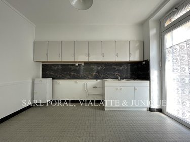 Location appartement Saint-Jean-le-Vieux 01640 Ain 31 m2 1 pièce 450 euros