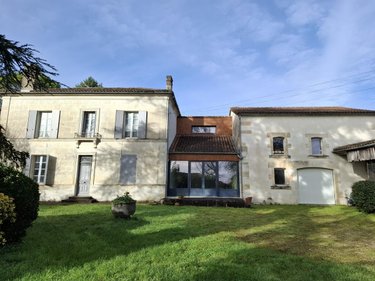 Maison a vendre Val de Cognac 16370 Charente 228 m2 6 pièces 299022 euros