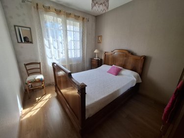 Maison a vendre Saintes 17100 Charente-Maritime 147 m2 8 pièces 374000 euros