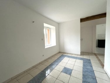 Location appartement Ville-Dommange 51390 Marne 99 m2  890 euros