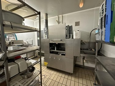 Fonds et murs commerciaux a vendre Val d'Erdre-Auxence 49370 Maine-et-Loire 430 m2  314400 euros