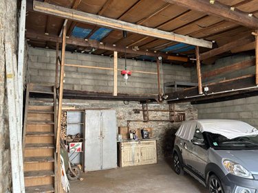 Garage et parking a vendre Guingamp 22200 Côtes-d'Armor 45 m2  28000 euros