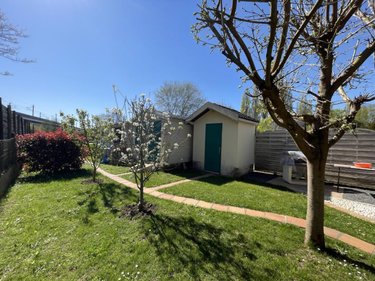 Terrains de loisirs bois etangs a vendre Neuville-sur-Sarthe 72190 Sarthe 425 m2  74500 euros