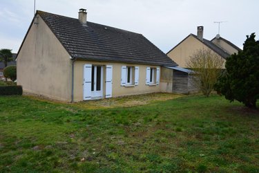 Location maison Château-Gontier-sur-Mayenne 53200 Mayenne 78 m2 5 pièces 600 euros