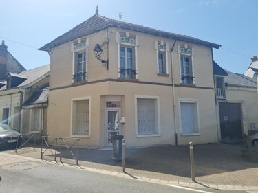 Immeuble a vendre Montoire-sur-le-Loir 41800 Loir-et-Cher 119 m2  145460 euros