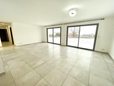 Location maison Peyre en Aubrac 48130 Lozère 110 m2  950 euros