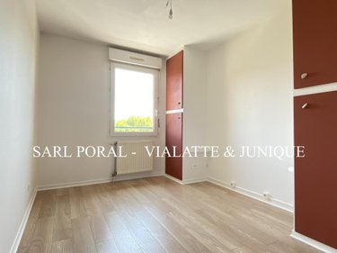 Location appartement Ambérieu-en-Bugey 01500 Ain 84 m2 4 pièces 1166 euros