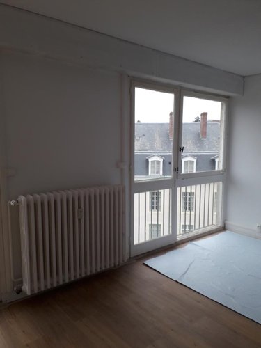 Location appartement Laval 53000 Mayenne 30 m2 1 pièce 455 euros