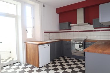 Appartement a vendre Landerneau 29800 Finistère 120 m2 5 pièces 228100 euros