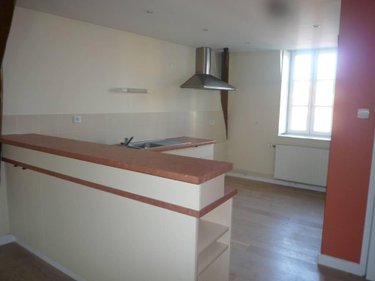 Location appartement La-Ferté-Bernard 72400 Sarthe 87 m2  665 euros
