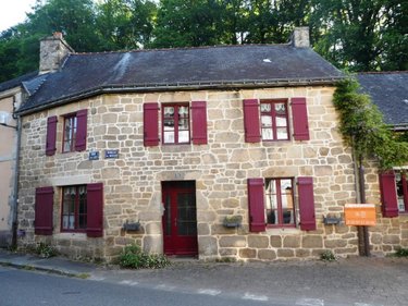 Maison a vendre Guémené-sur-Scorff 56160 Morbihan 185 m2 7 pièces 147550 euros