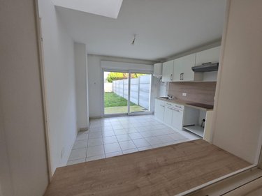 Location maison Neuville-Saint-Rémy 59554 Nord 74 m2  720 euros