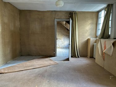 Immeuble a vendre Guingamp 22200 Côtes-d'Armor 700 m2  549920 euros