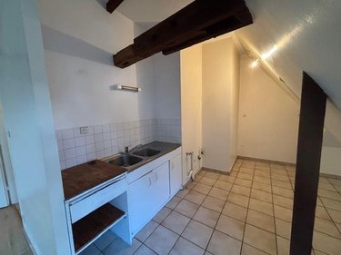 Location appartement Laon 02000 Aisne 53 m2 3 pièces 493 euros