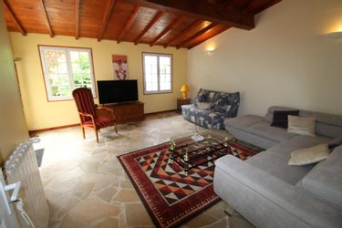 Maison a vendre Saintes 17100 Charente-Maritime 405 m2 11 pièces 592800 euros