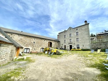Fonds et murs commerciaux a vendre Lajo 48120 Lozère 342 m2  850000 euros