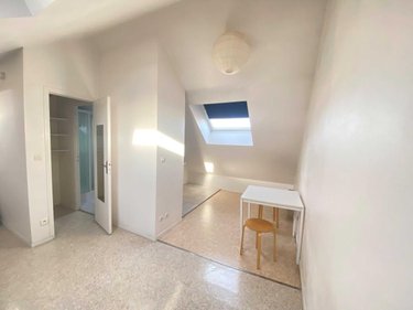 Location appartement Reims 51100 Marne 37 m2 1 pièce 415 euros