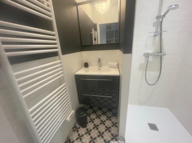 Location appartement Laval 53000 Mayenne 24 m2 1 pièce 595 euros